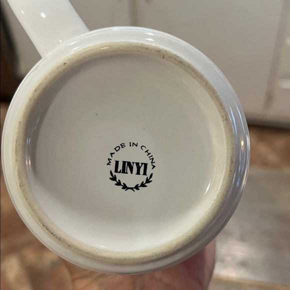 Memphis Redbirds Baseball white and Gold Baseball Mug. - Picture 4 of 8